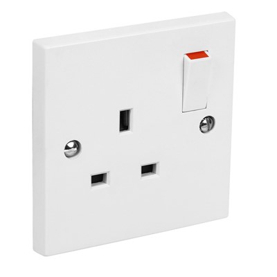 Double Pole Single Switched Socket c/w 2 Earth