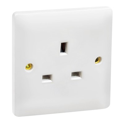 CURVEX SOCKET UNSWITCHED 1 GANG 13A